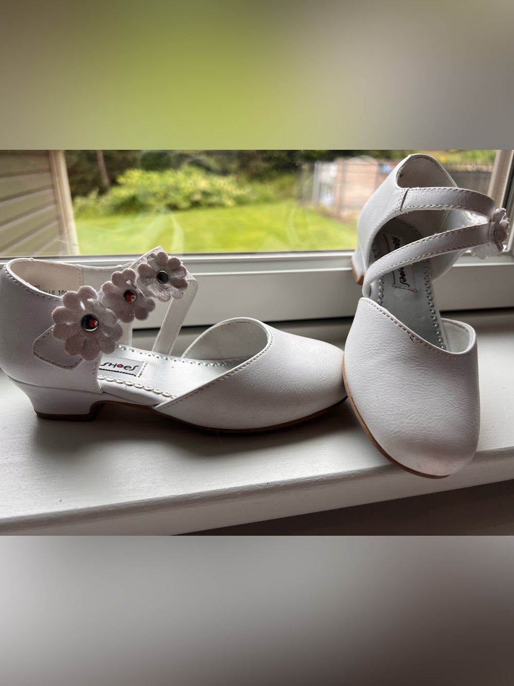Rachel Shoes White Floral Strap Girls' Dress Shoes